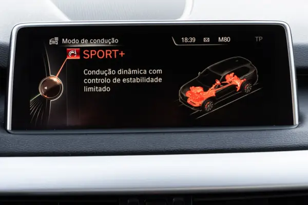 BMW X5 25 d sDrive Comfort 7L 28