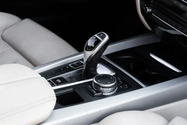 BMW X5 25 d sDrive Comfort 7L 29