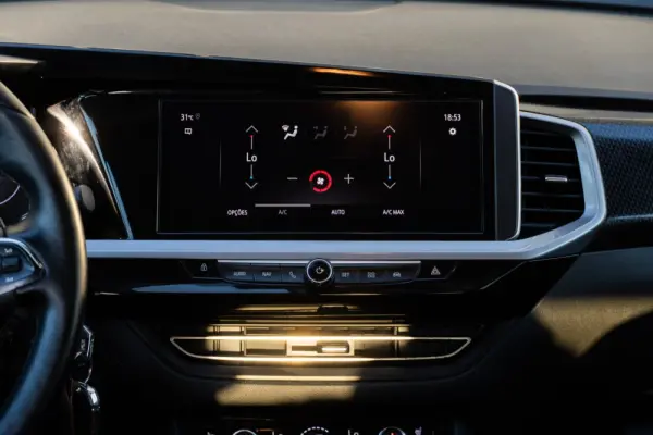 Opel Grandland 1.5 CDTI GS Line AT 13
