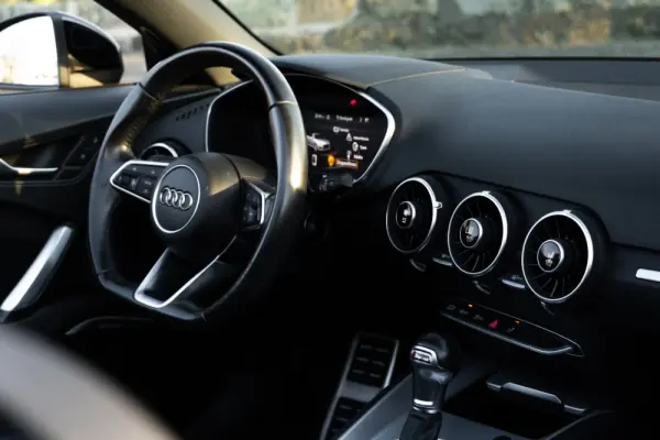 Audi TT Roadster 1.8 TFSi S-line S tronic 13