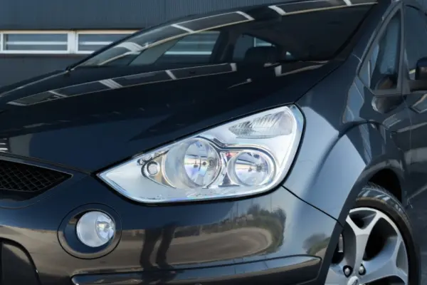 Ford S-Max 1.8 TDCi Titanium 7L 25