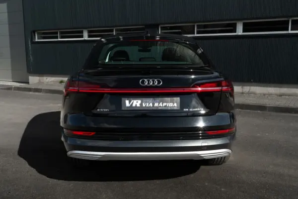 Audi e-tron Sportback 55 quattro advanced 5