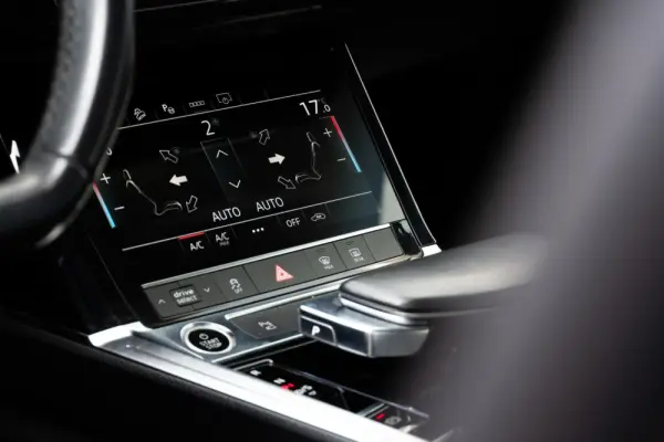 Audi e-tron Sportback 55 quattro advanced 21