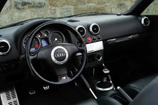 Audi TT Roadster 1.8 T quattro S-line 7