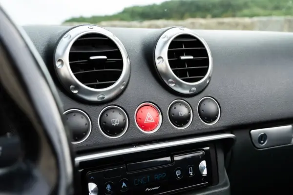 Audi TT Roadster 1.8 T quattro S-line 14