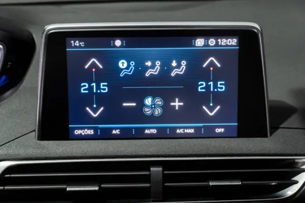Peugeot 3008 1.5 BlueHDi GT Line EAT8 22