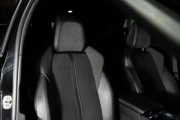Peugeot 3008 1.5 BlueHDi GT Line EAT8 34