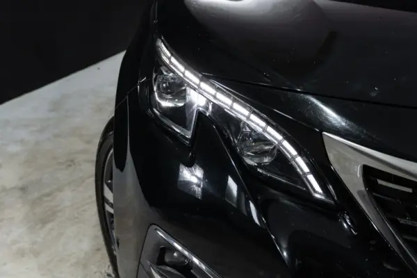 Peugeot 3008 1.5 BlueHDi GT Line EAT8 48