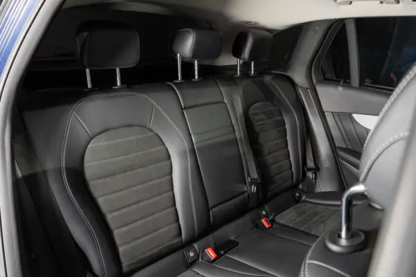 Mercedes-Benz GLC 220 d 4Matic 10
