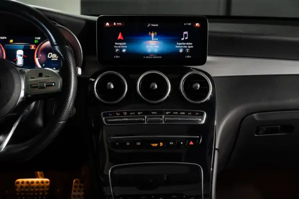 Mercedes-Benz GLC 220 d 4Matic 12