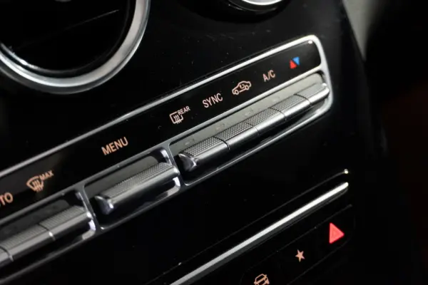 Mercedes-Benz GLC 220 d 4Matic 25