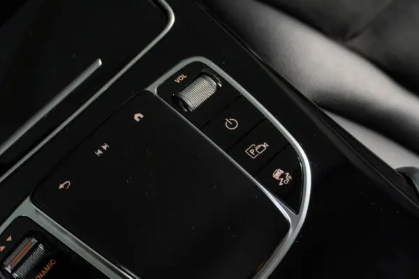 Mercedes-Benz GLC 220 d 4Matic 29