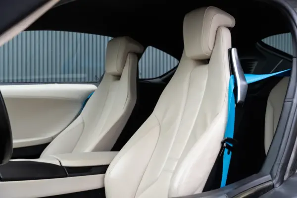 BMW i8 10