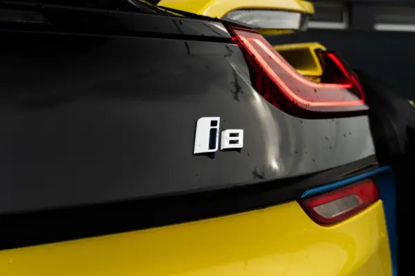 BMW i8 22