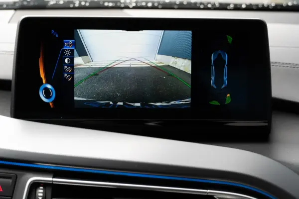 BMW i8 37