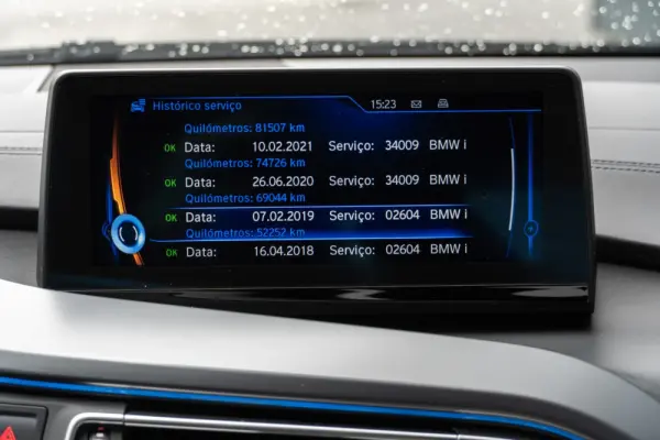 BMW i8 40