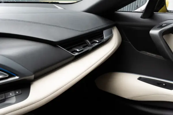 BMW i8 51
