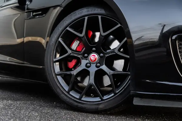 Jaguar F-Type 2.0 Aut. R-Dynamic 14