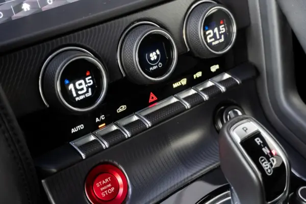 Jaguar F-Type 2.0 Aut. R-Dynamic 34