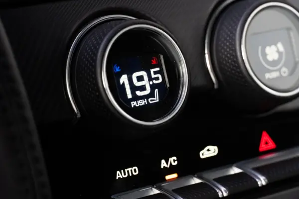 Jaguar F-Type 2.0 Aut. R-Dynamic 35