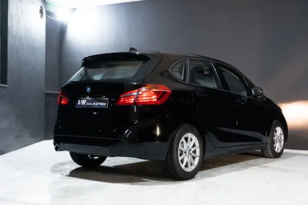 BMW 216 Active Tourer d Advantage 6