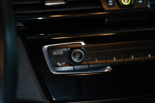 BMW 216 Active Tourer d Advantage 34