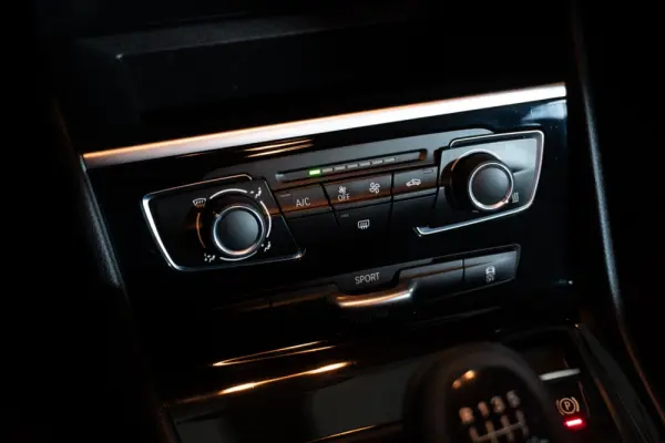 BMW 216 Active Tourer d Advantage 33