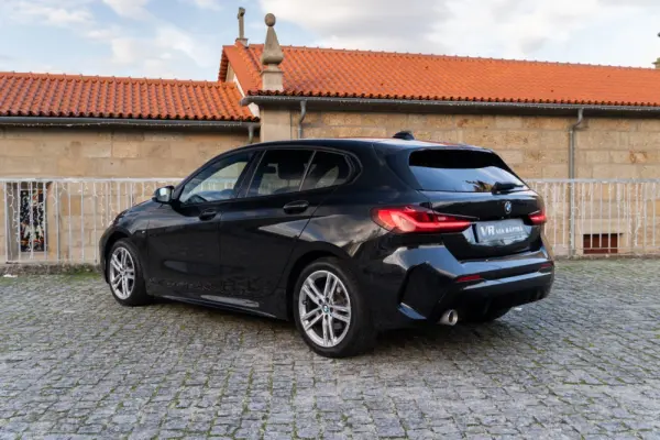 BMW 116 d Pack Desportivo M Auto 6