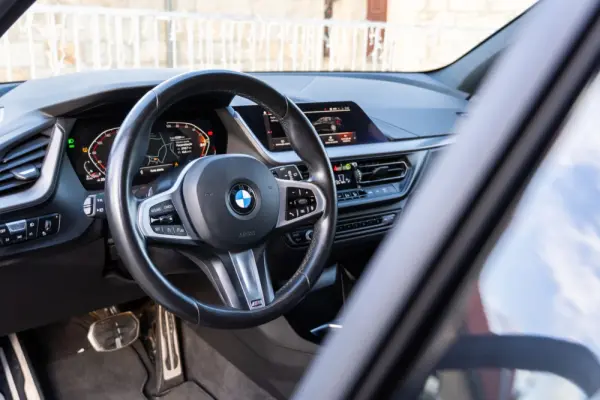 BMW 116 d Pack Desportivo M Auto 7