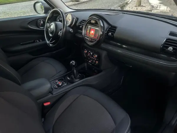 MINI Clubman One D 11