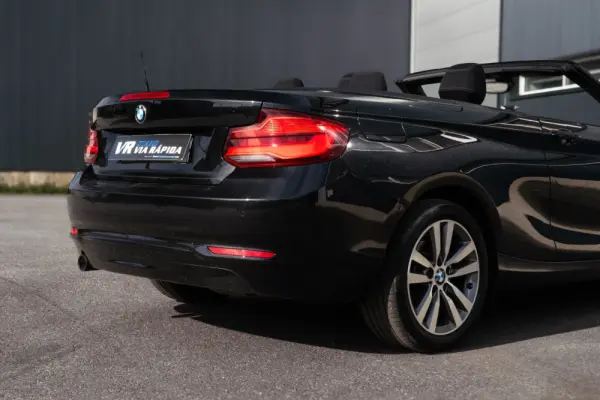 BMW 218 d Cabrio Line Sport 33
