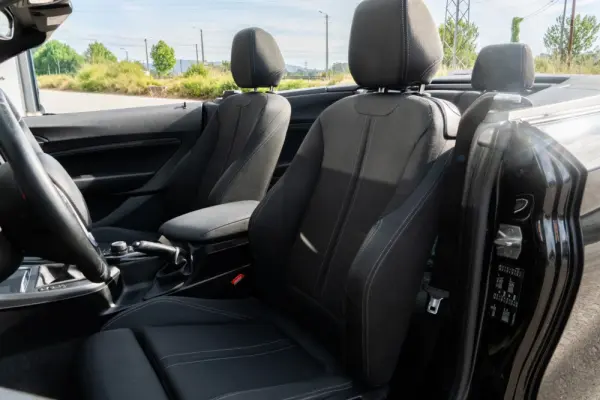 BMW 218 d Cabrio Line Sport 36