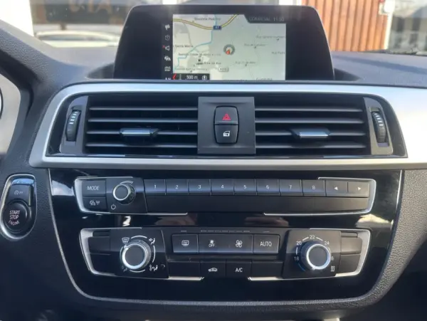 BMW 114 d Advantage 8