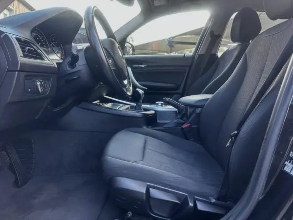BMW 114 d Advantage 10