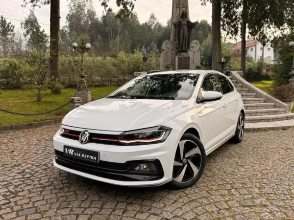 Volkswagen Polo 2.0 TSI DSG GTI 1