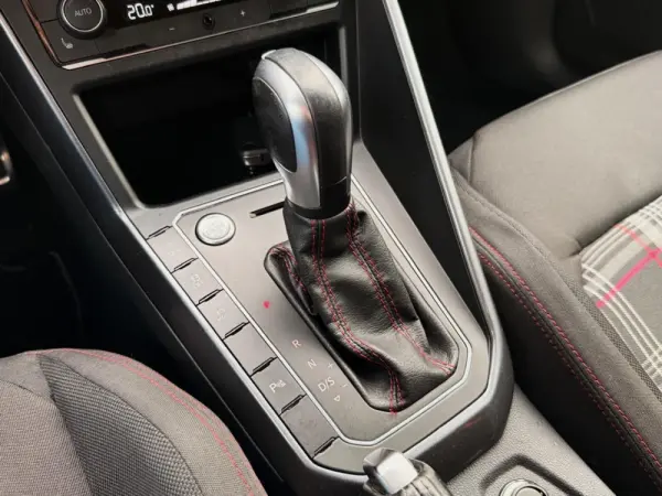 Volkswagen Polo 2.0 TSI DSG GTI 18