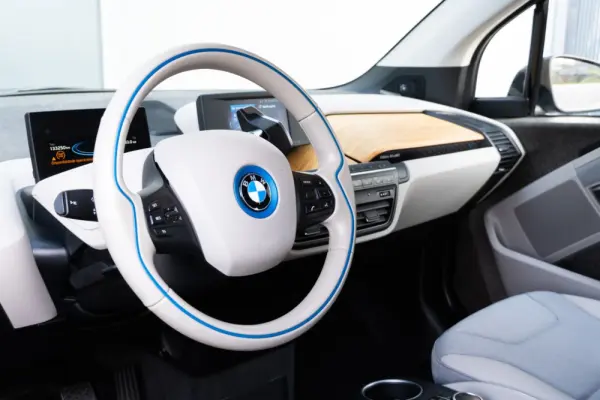 BMW i3 (120 Ah) 10