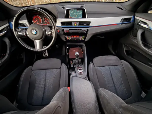 BMW X1 16 d sDrive Pack M 7