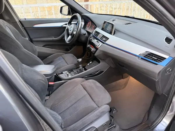 BMW X1 16 d sDrive Pack M 15
