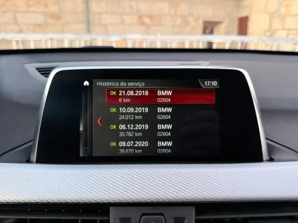 BMW X1 16 d sDrive Pack M 17