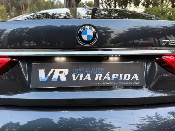 BMW 730 d Pack M Auto 26