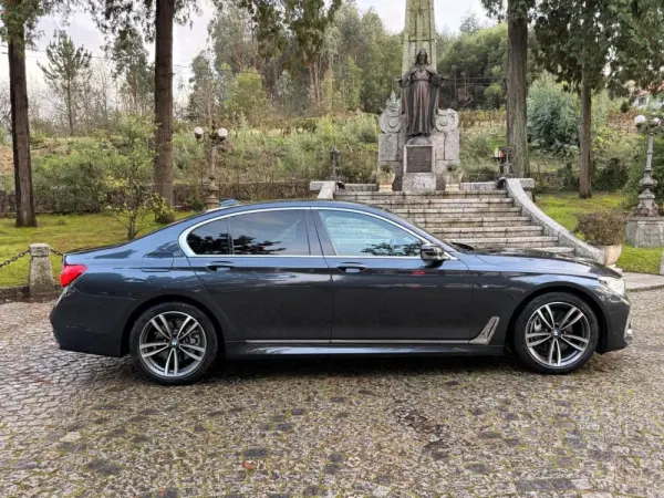 BMW 730 d Pack M Auto 31