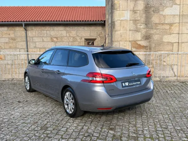 Peugeot 308 SW 1.5 BlueHDi Style 6