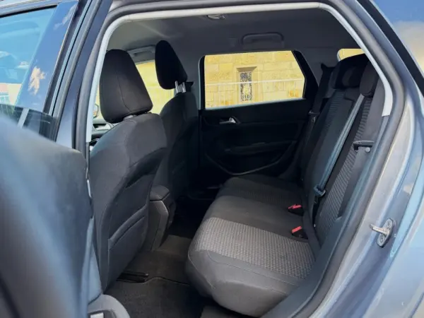 Peugeot 308 SW 1.5 BlueHDi Style 11