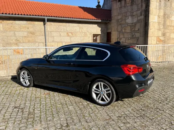 BMW 118 d Pack M 23
