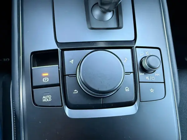 Mazda MX-30 e-SKYACTIV Advantage+Modern Confidence 15