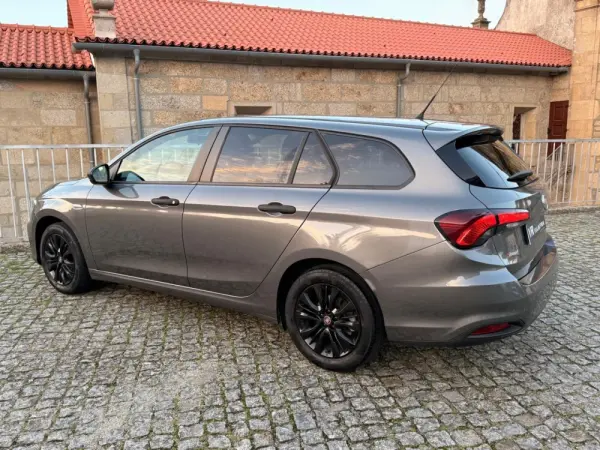 Fiat Tipo Station Wagon 1.4 Street 21