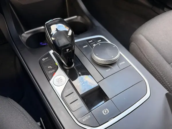 BMW 116 d Advantage Auto 18