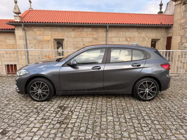 BMW 116 d Advantage Auto 27