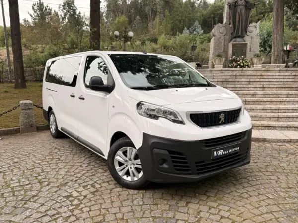 Peugeot Traveller 9 lugares 3